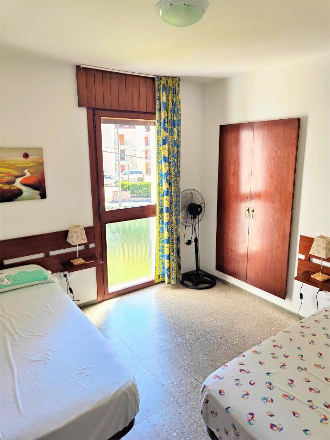 Apartamiento Mediterrani,Vistas Al Mar,Piscina! Вилафортуни Екстериор снимка